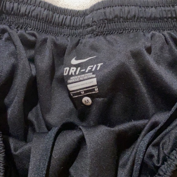 Nike Shorts - Picture 2 of 2